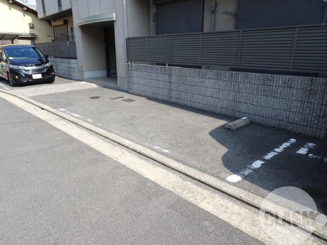 2/8 駐車場