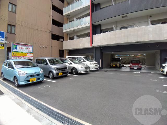 21/30 駐車場