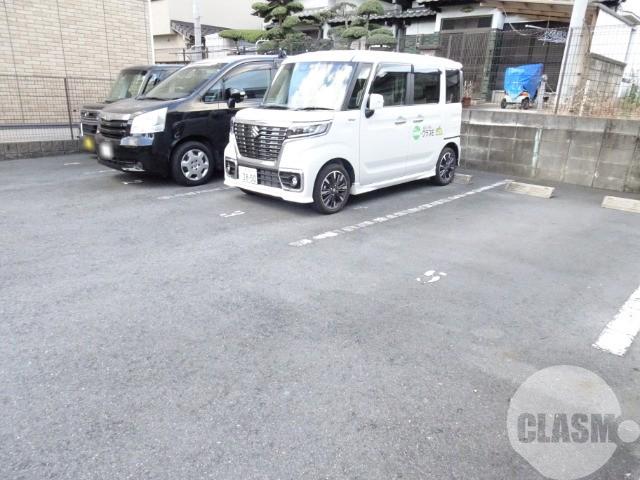 20/27 駐車場