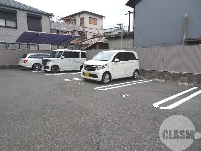 2/10 駐車場