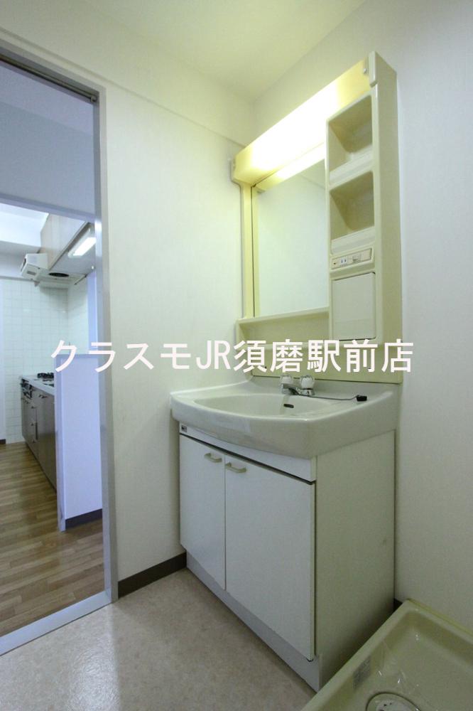 13/30 洗面