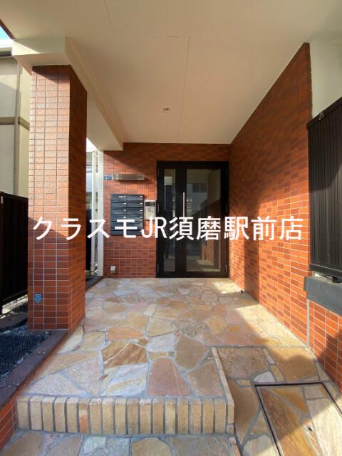 2/5 エントランス