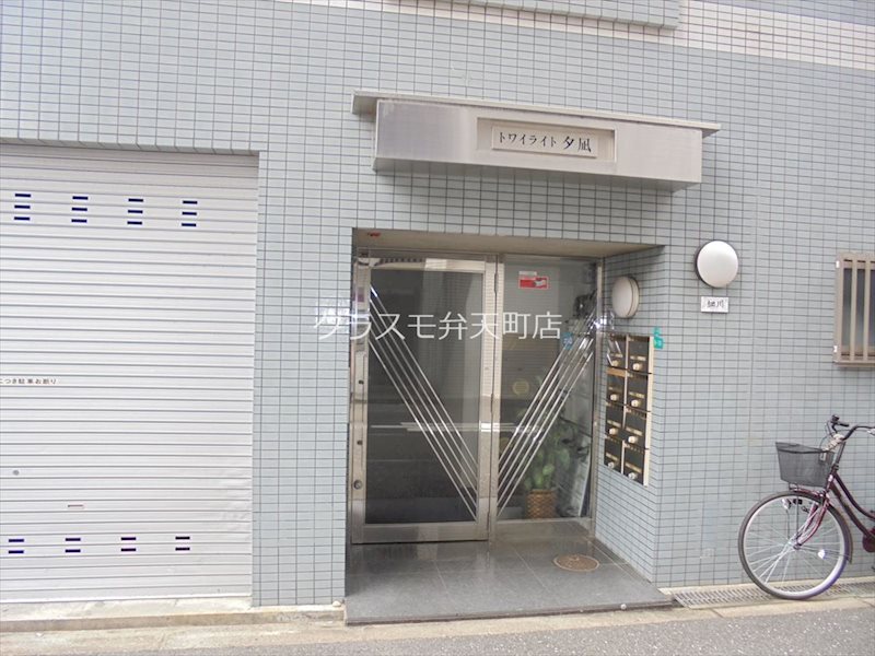 17/22 エントランス