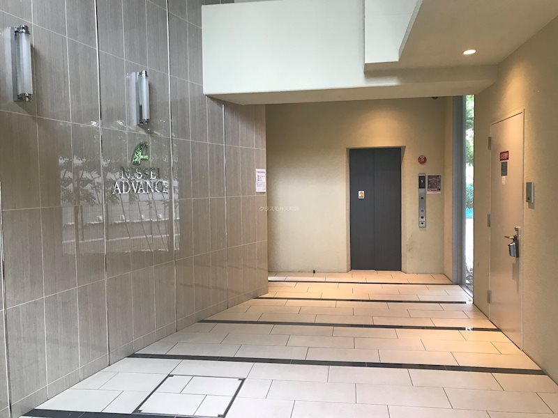 16/22 エントランス