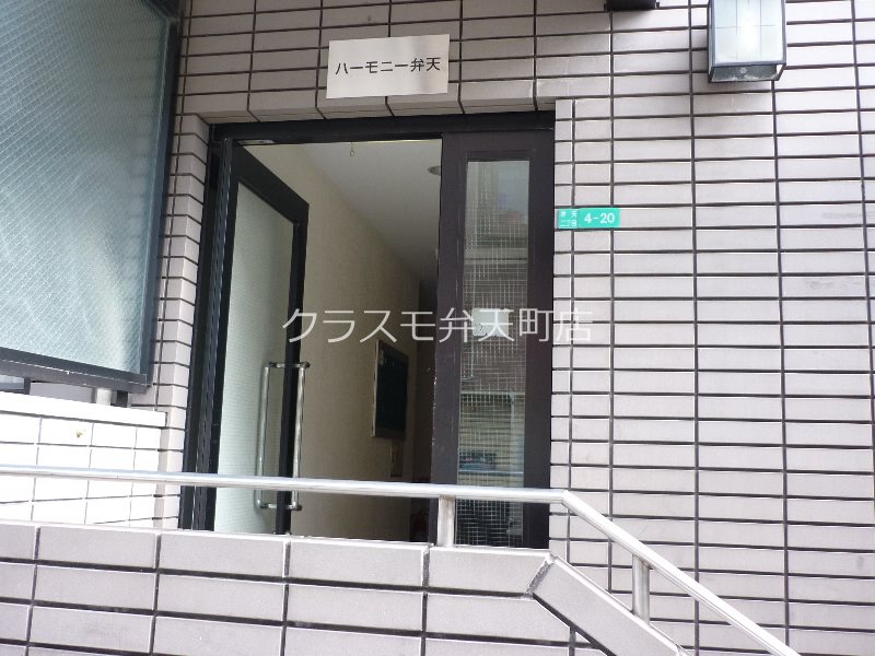 14/19 エントランス