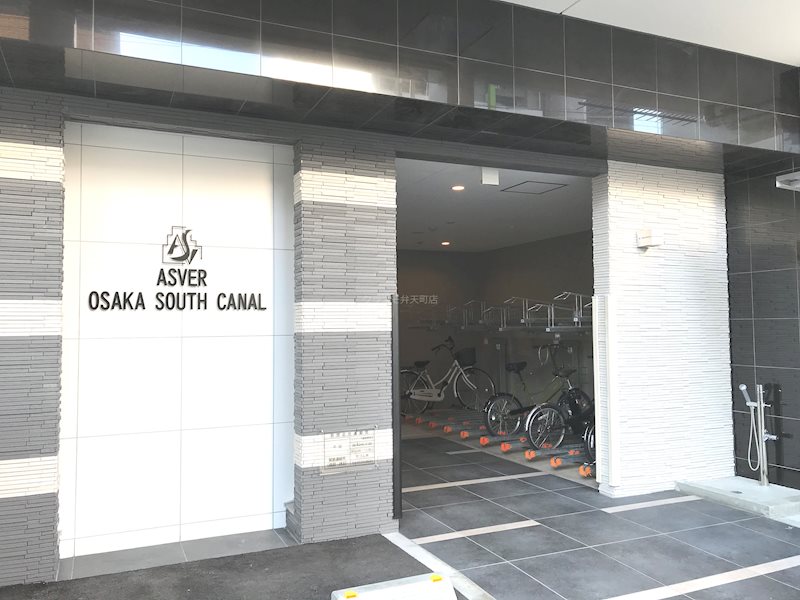 19/24 エントランス