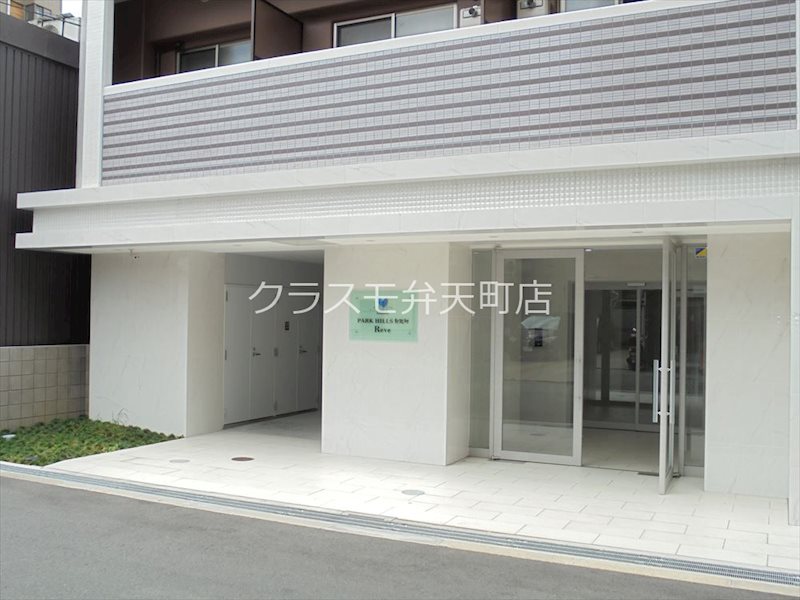 17/22 エントランス