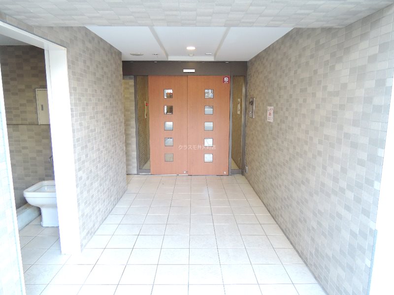 15/20 エントランス