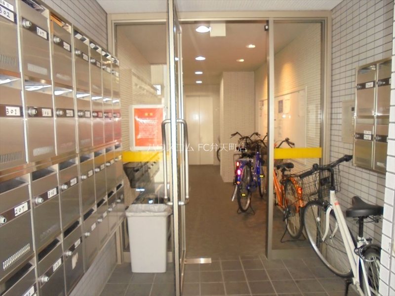 15/20 エントランス