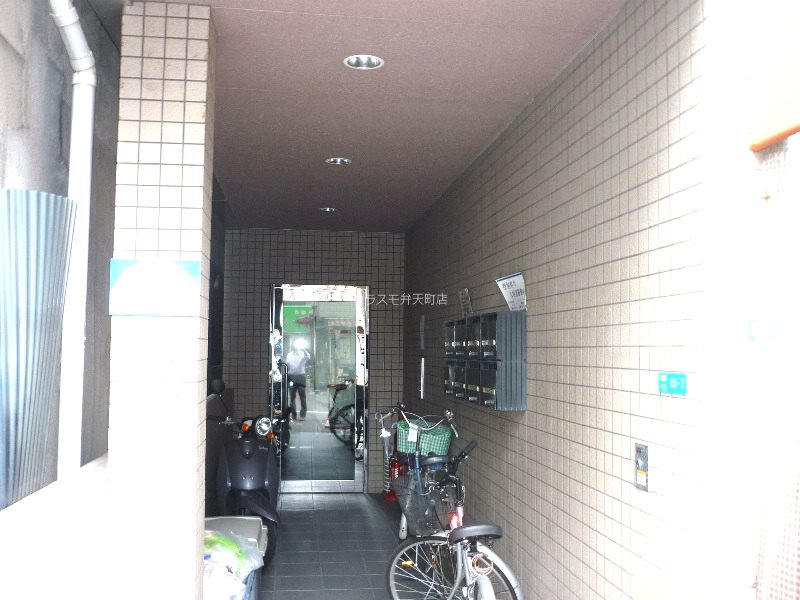 14/19 エントランス