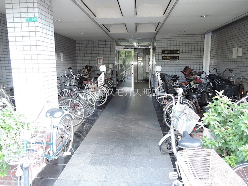 2/7 エントランス