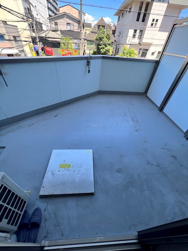 13/20 バルコニー