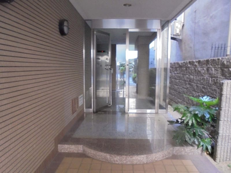 2/7 エントランス