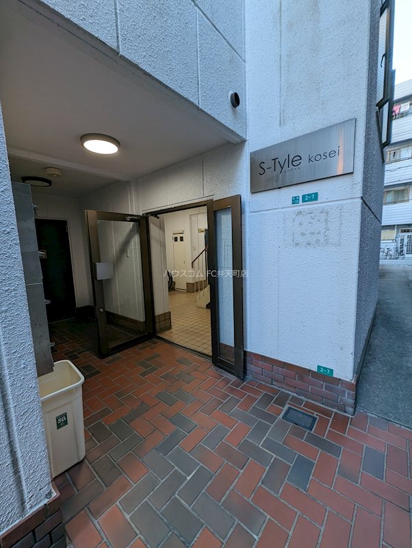 2/7 エントランス