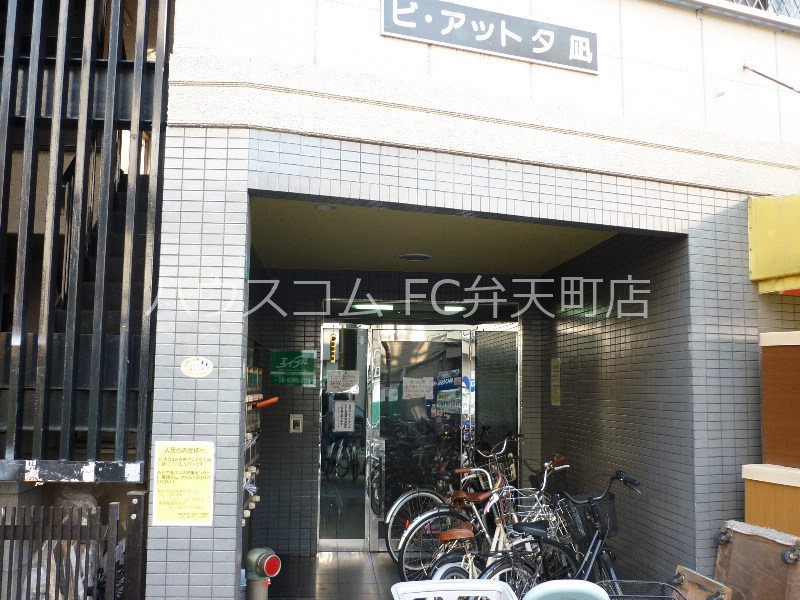 14/19 エントランス