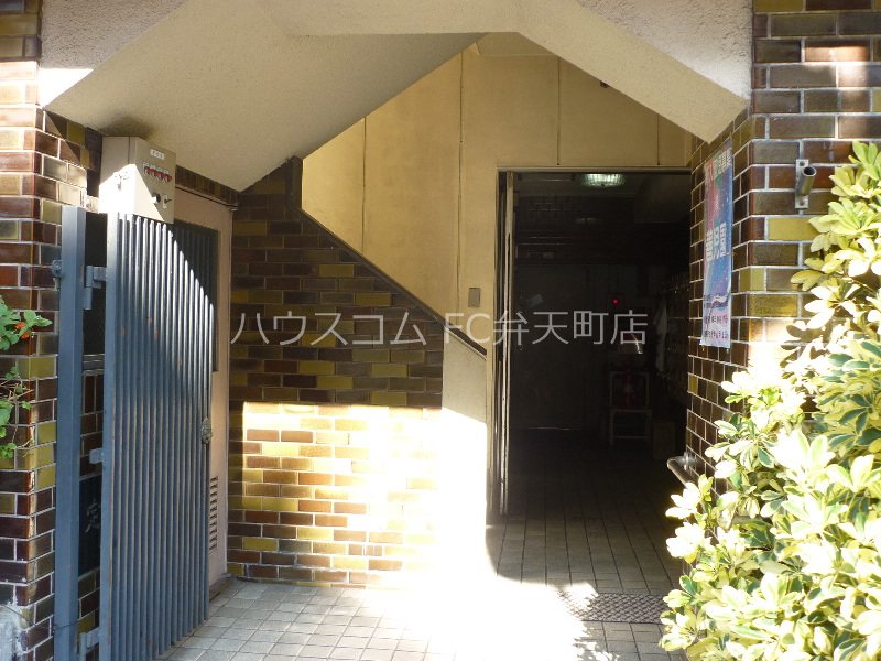 15/20 エントランス