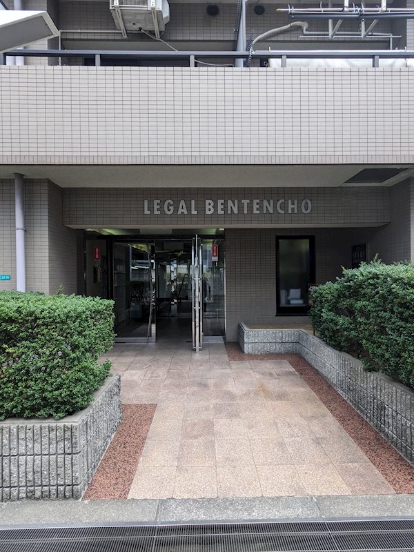 16/26 エントランス