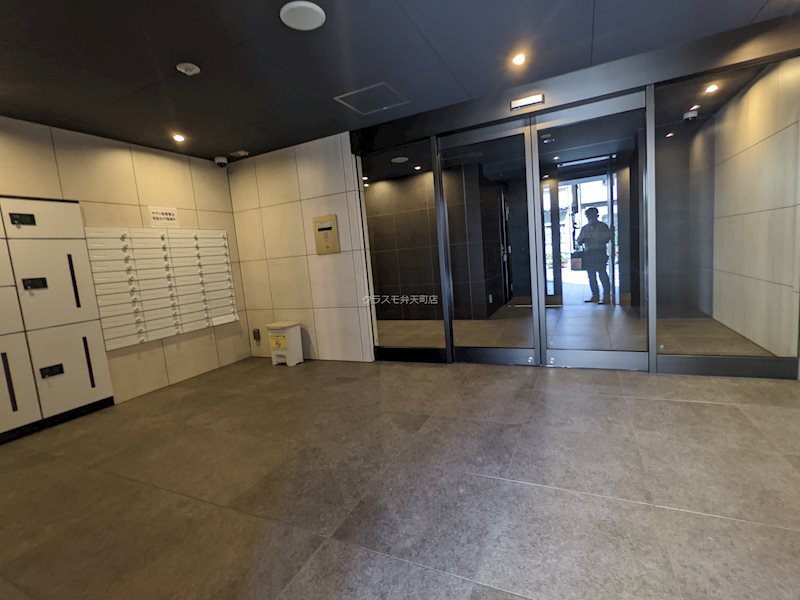 15/20 エントランス