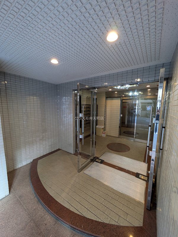 2/7 エントランス