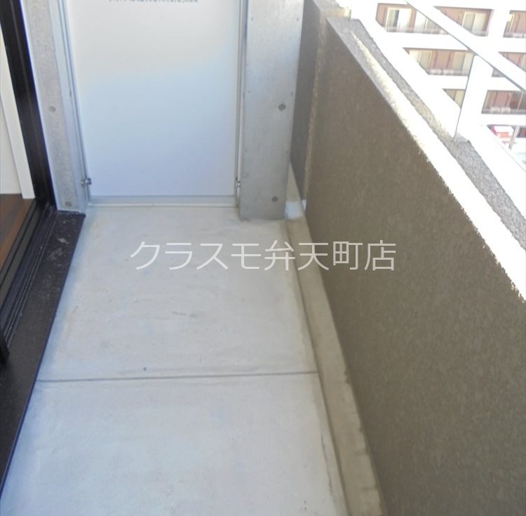 13/22 バルコニー