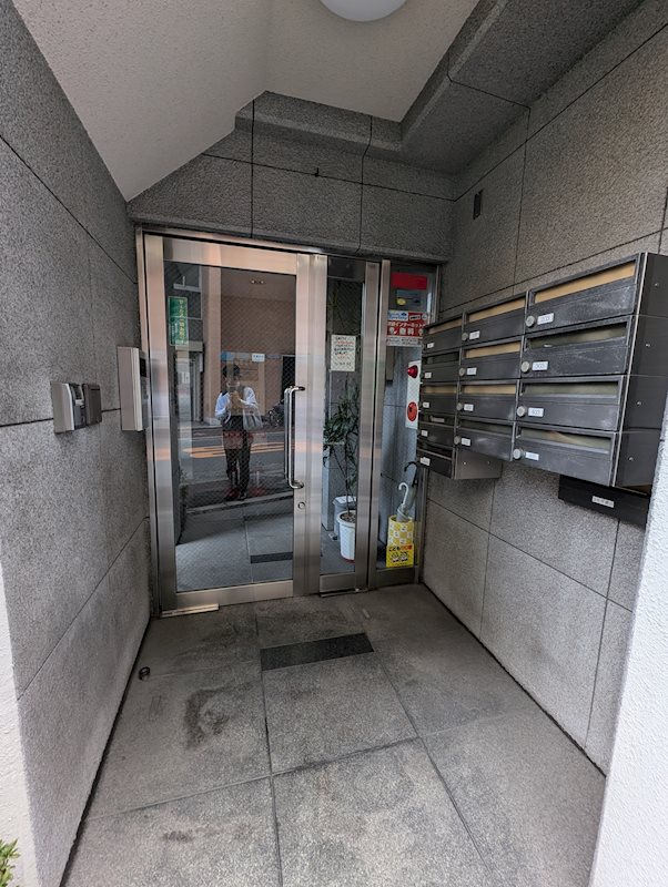 2/11 エントランス