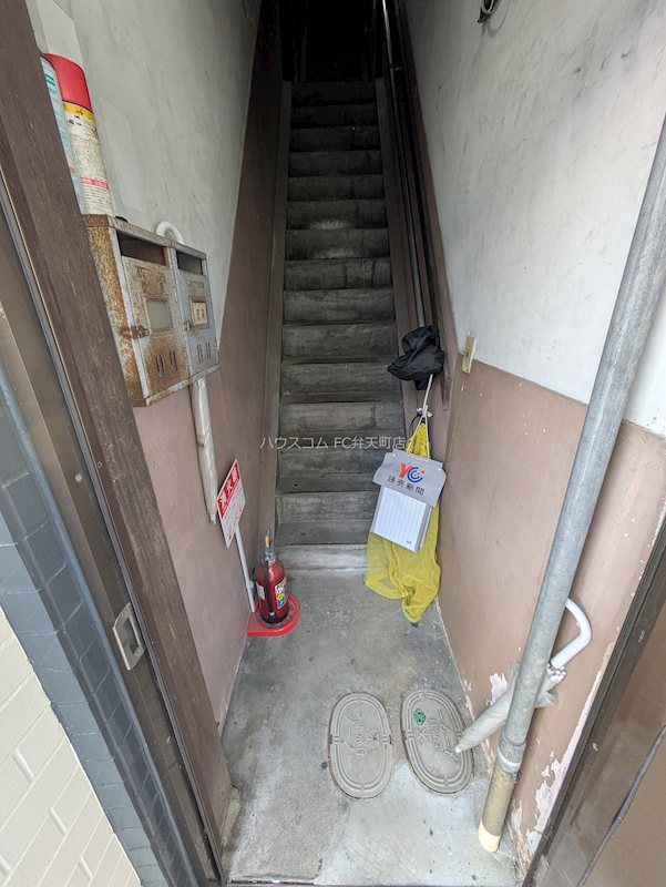 14/19 エントランス