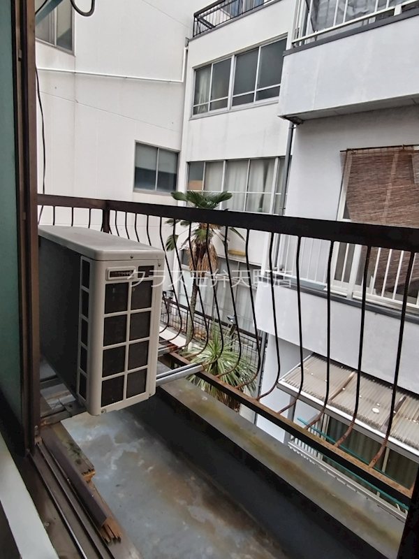 14/23 バルコニー