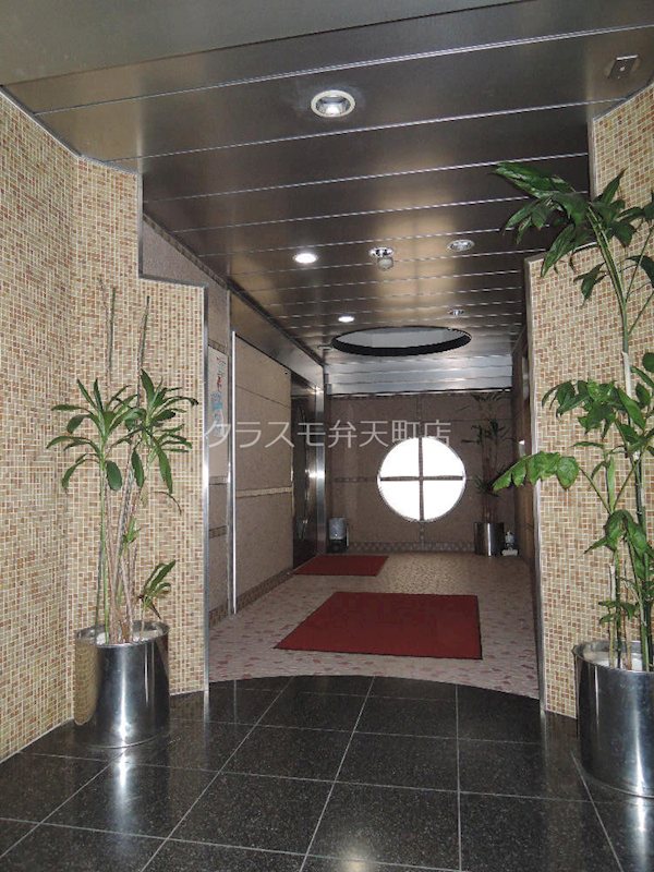 17/22 エントランス