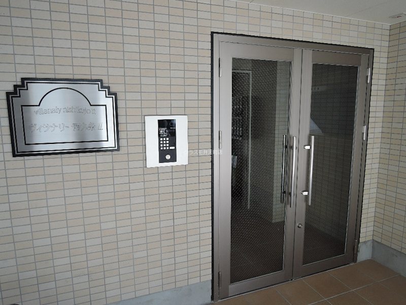 20/24 エントランス