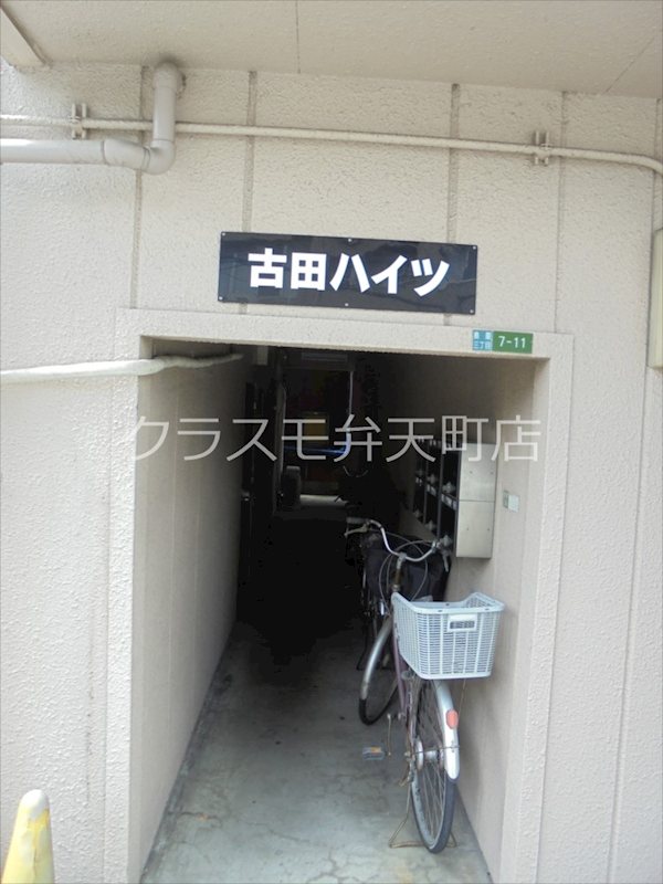 17/22 エントランス