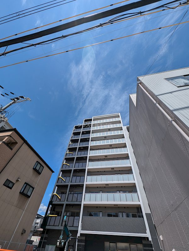 21/25 エントランス