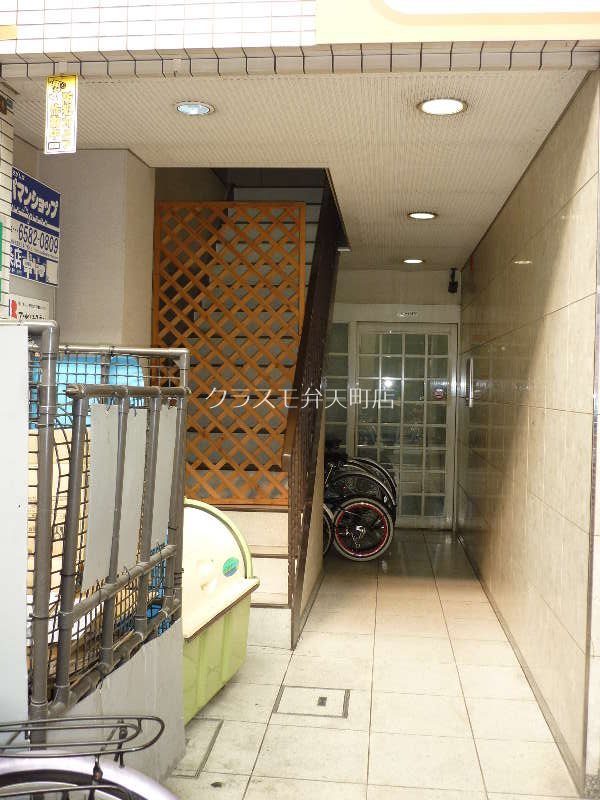 2/5 エントランス