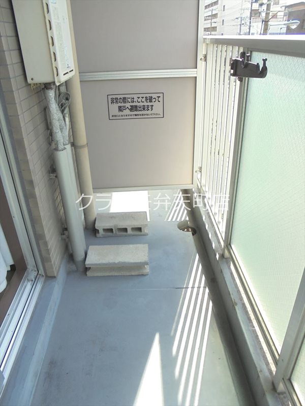 13/21 バルコニー