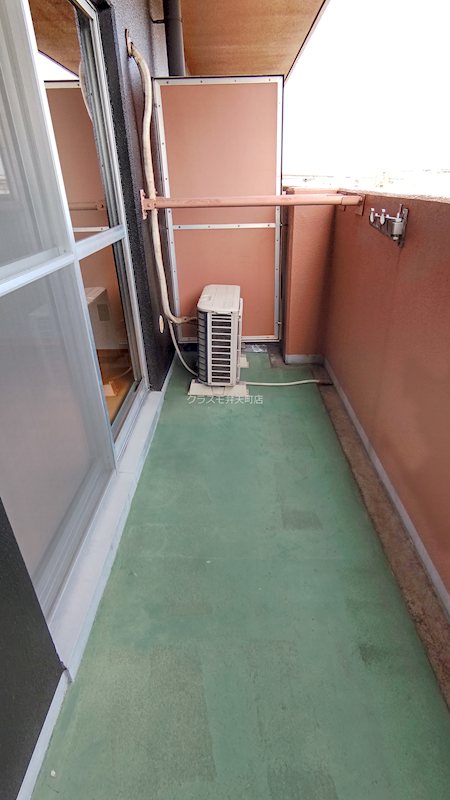 13/22 バルコニー