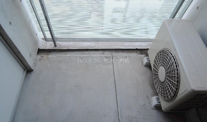 13/22 バルコニー