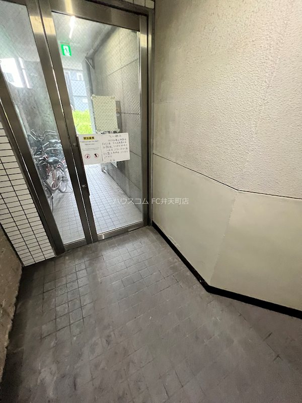 2/10 エントランス