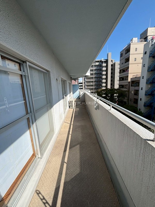 19/30 バルコニー