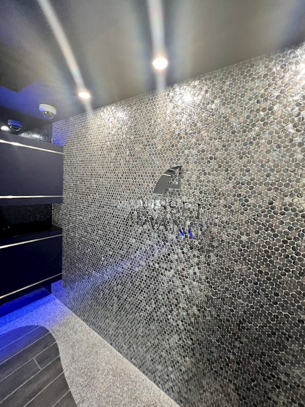 18/24 エントランス