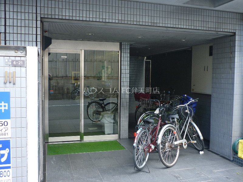 17/22 エントランス