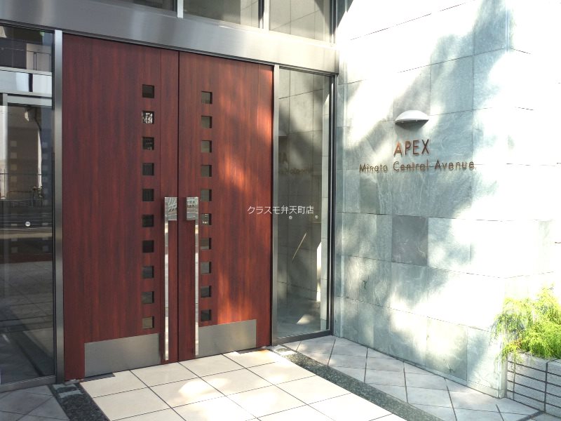 19/24 エントランス