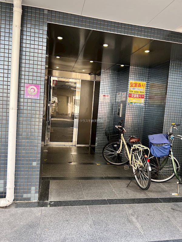 2/8 エントランス