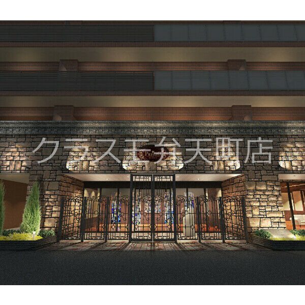 20/26 エントランス