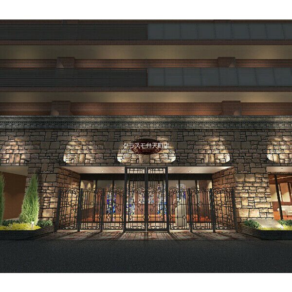 22/28 エントランス