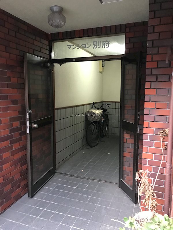 14/19 エントランス