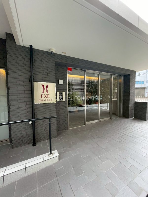 25/30 エントランス