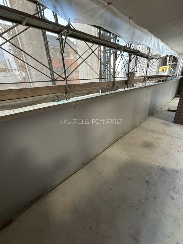 21/29 バルコニー