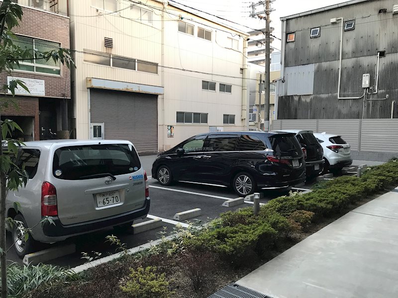16/21 駐車場