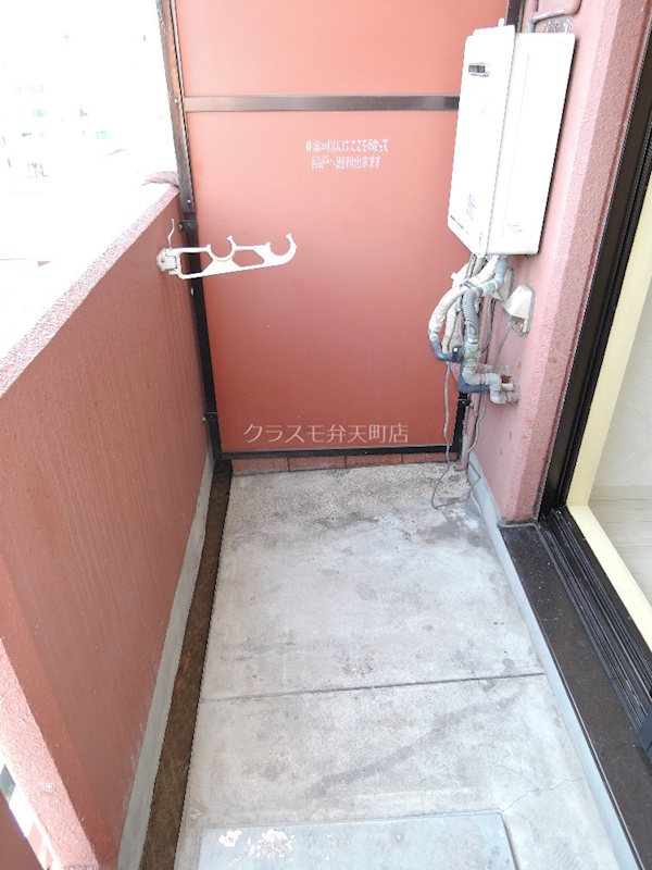 13/20 バルコニー