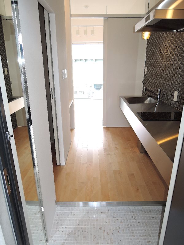 13/22 バルコニー