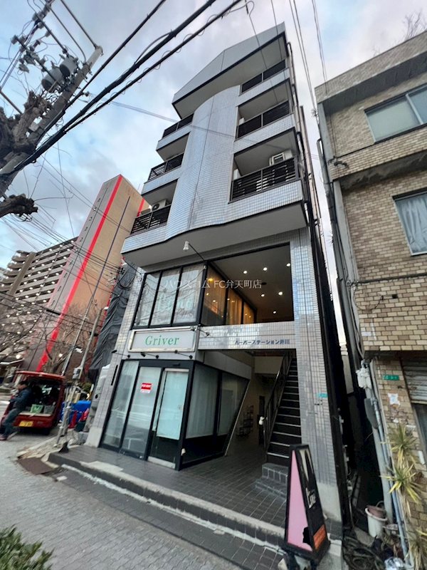 17/22 エントランス